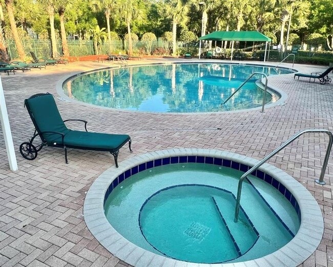 Building Photo - 18573 Bridle Club Dr