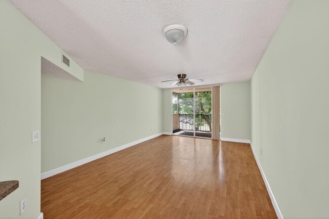 Building Photo - 8373 Lake Dr