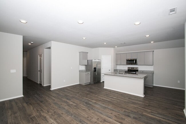 Building Photo - Beautiful new build ready for you!