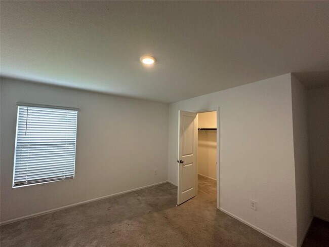 Building Photo - 24103 Becker Hollow Ln