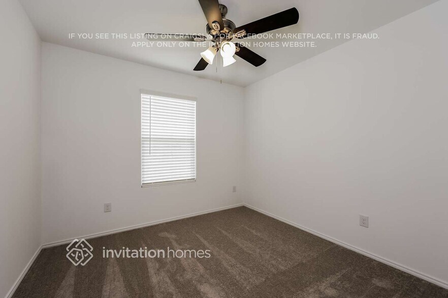 Building Photo - 10253 Hackberry Spg Wy