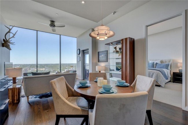 Building Photo - 210 Lavaca St