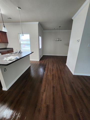 Building Photo - 5516 Del Rey Dr
