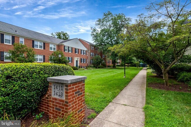 Building Photo - 1413 Belle View Blvd