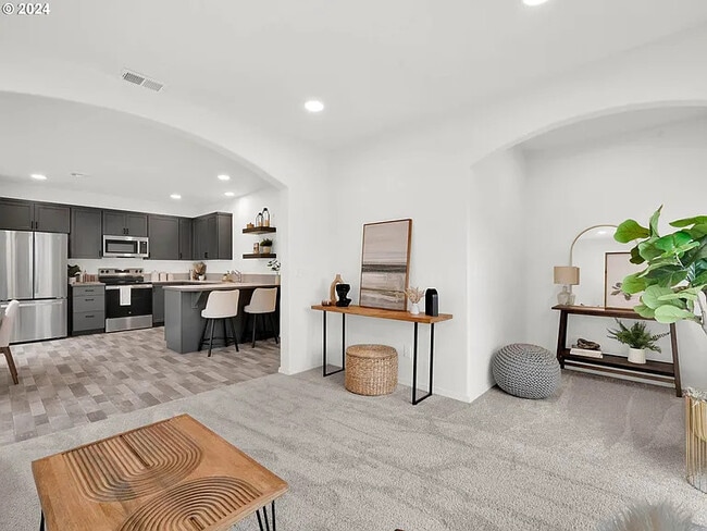 Building Photo - 1152 S 43rd Pl