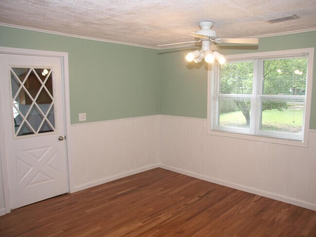 Building Photo - 1914 N 11th St