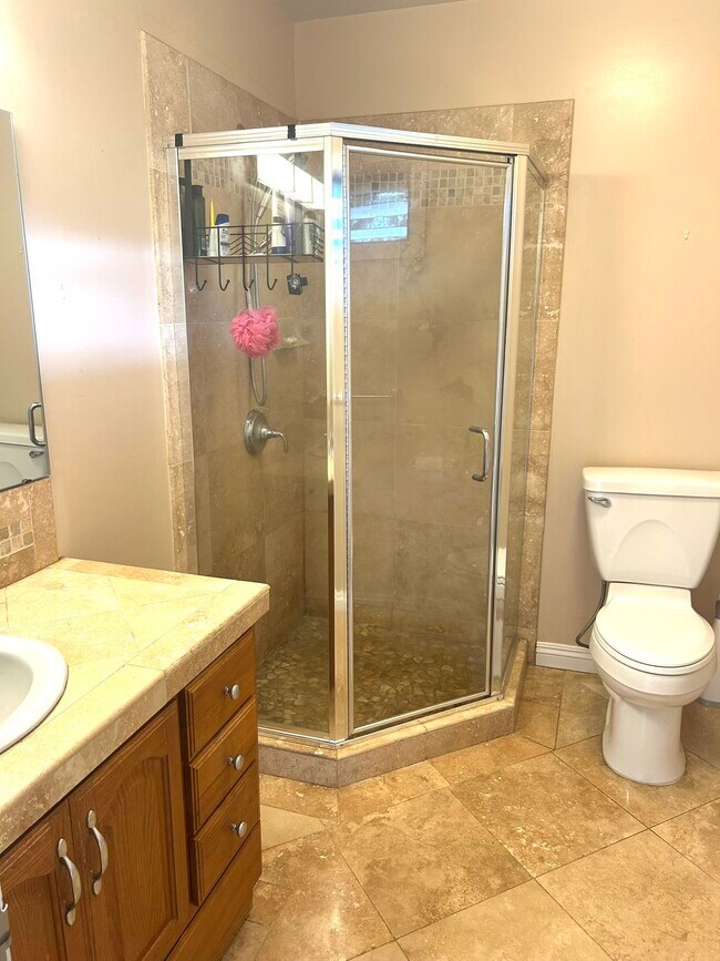 Building Photo - 3788 Lower Honoapiilani Rd