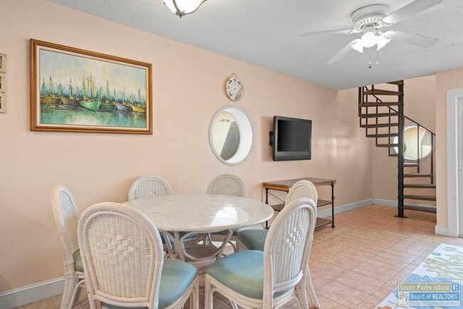 Building Photo - 6201 Padre Blvd