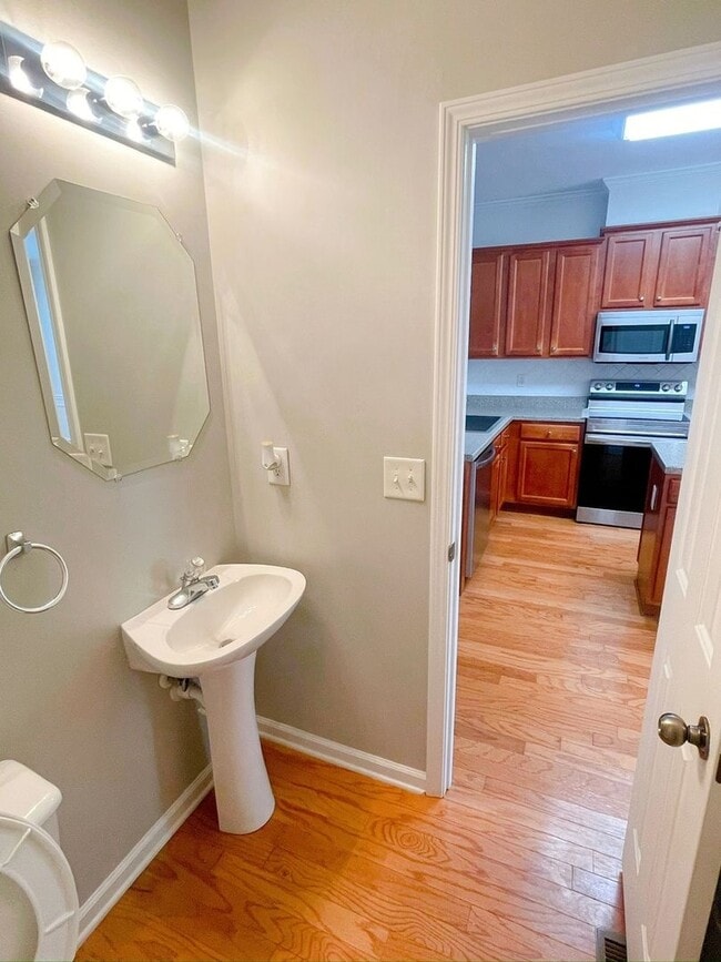 Building Photo - 2205 Pebble Beach Dr