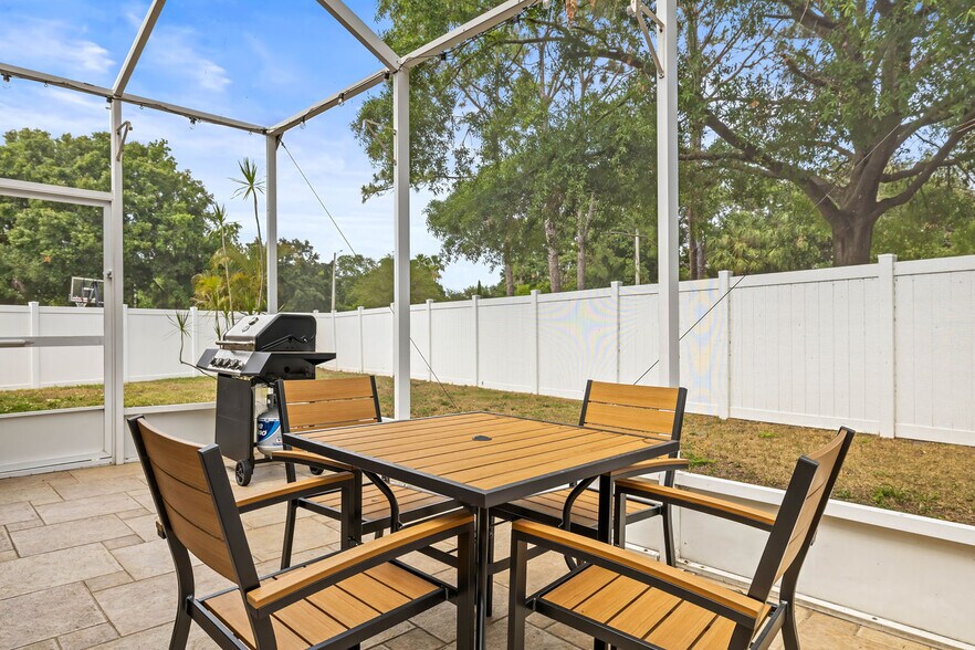 Building Photo - 8317 Moccasin Trail Dr