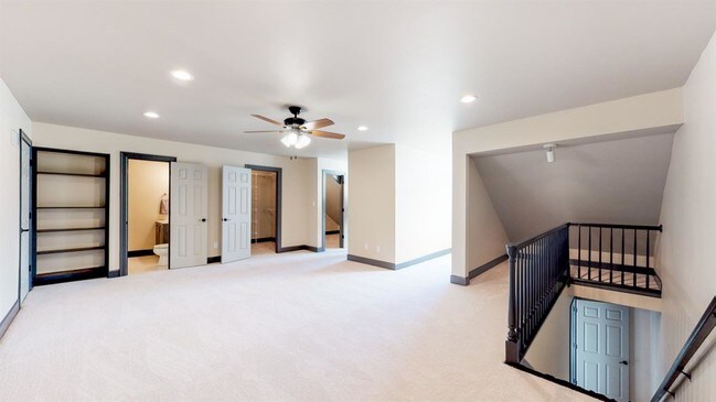 Building Photo - 311 Patchen Dr