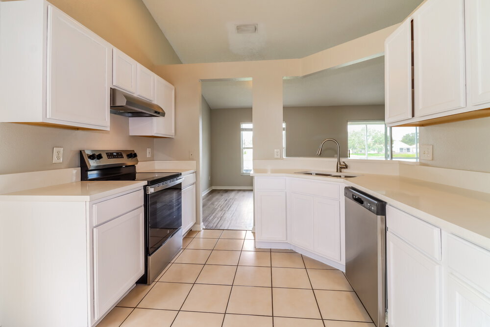 Building Photo - 12525 Midpointe Dr