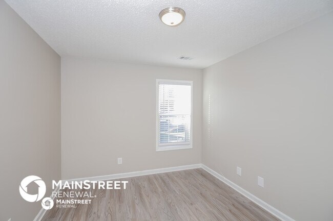 Building Photo - 147 Hillcrest Ct