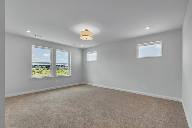 Building Photo - 2121 Cheltenham Pl