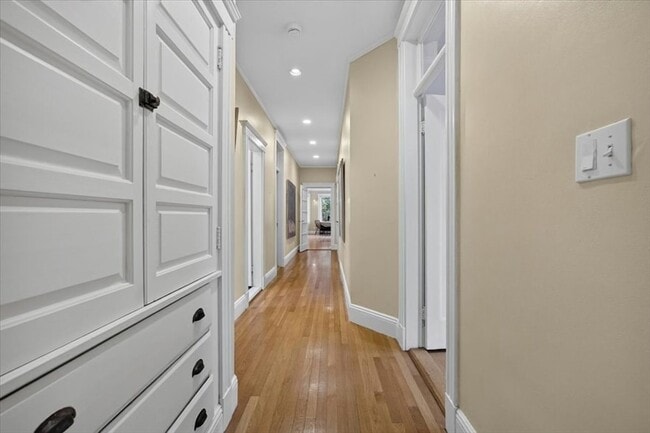 Building Photo - 138 Sewall Ave