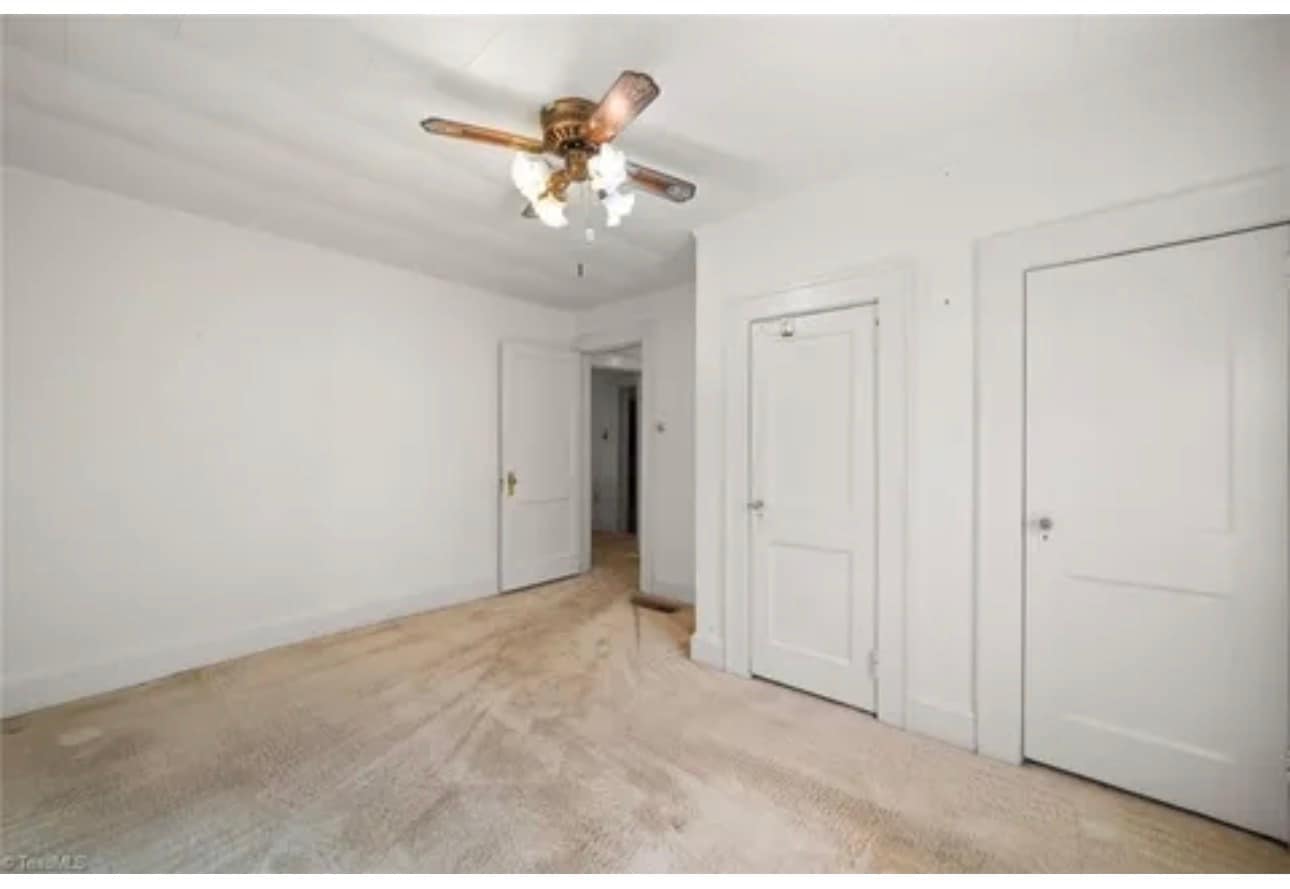 Building Photo - 103 Southview Dr