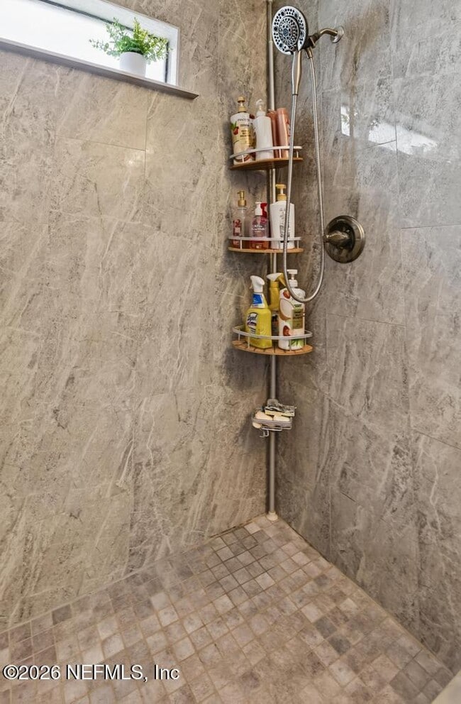 Building Photo - 10523 Broomsedge Ct