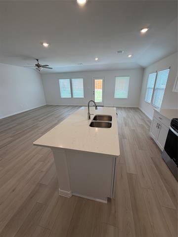 Building Photo - 2203 Rannoch St