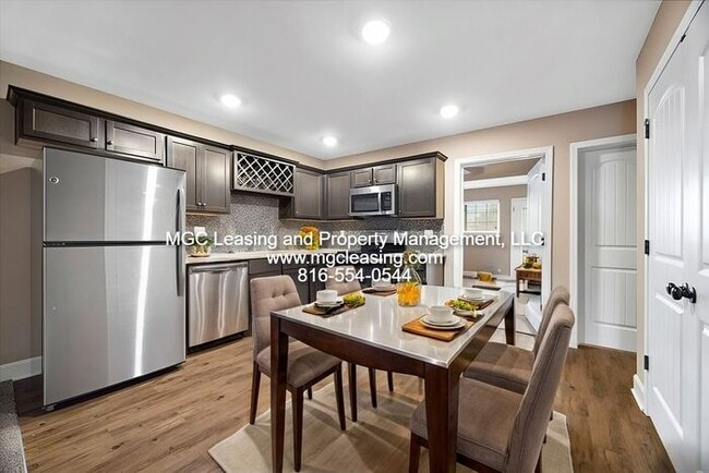 Building Photo - Comfort, Style, and Community Living in Timber Trails!