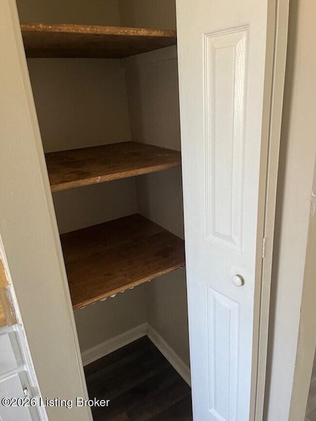 Building Photo - 1707A Cliff Ridge Ct