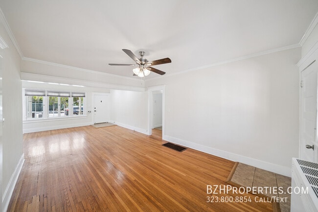 Building Photo - 503 Burchett St