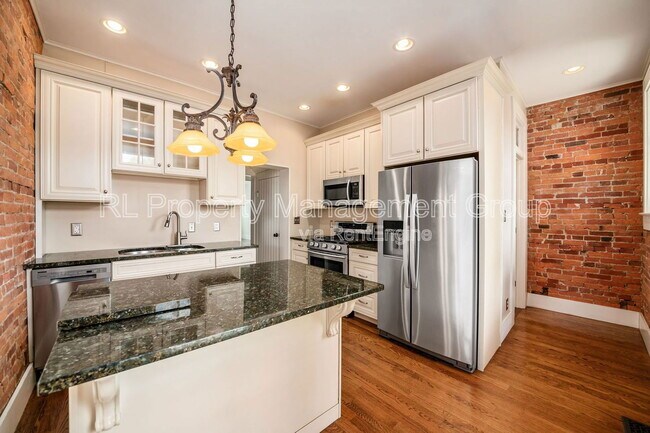 Building Photo - 322 Wilber Ave