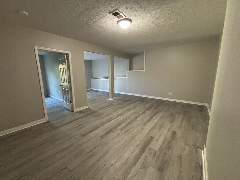 Basement living room - 3685 Appian Way