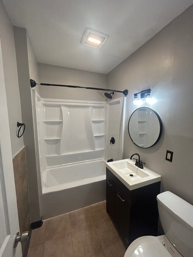 Bathroom 2 - 40 Sterling St