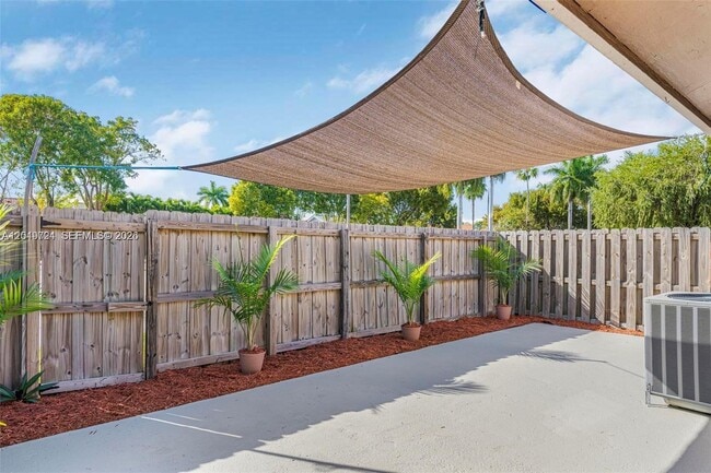 Building Photo - 7730 SW 156th Ct