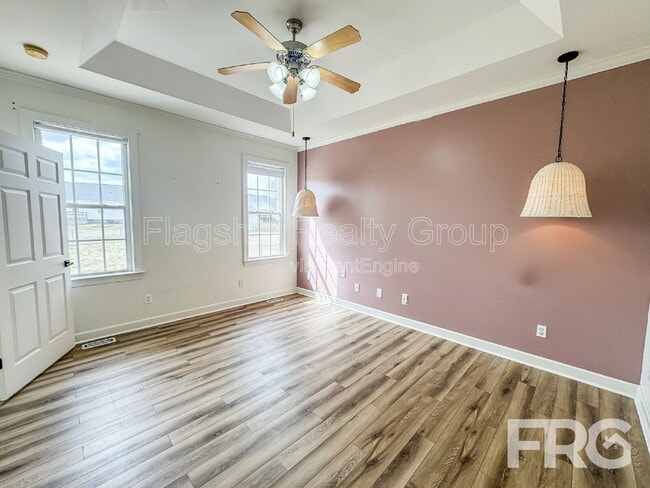 Building Photo - 115 Remount Rd