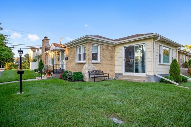 Building Photo - 8001 N Elmore St