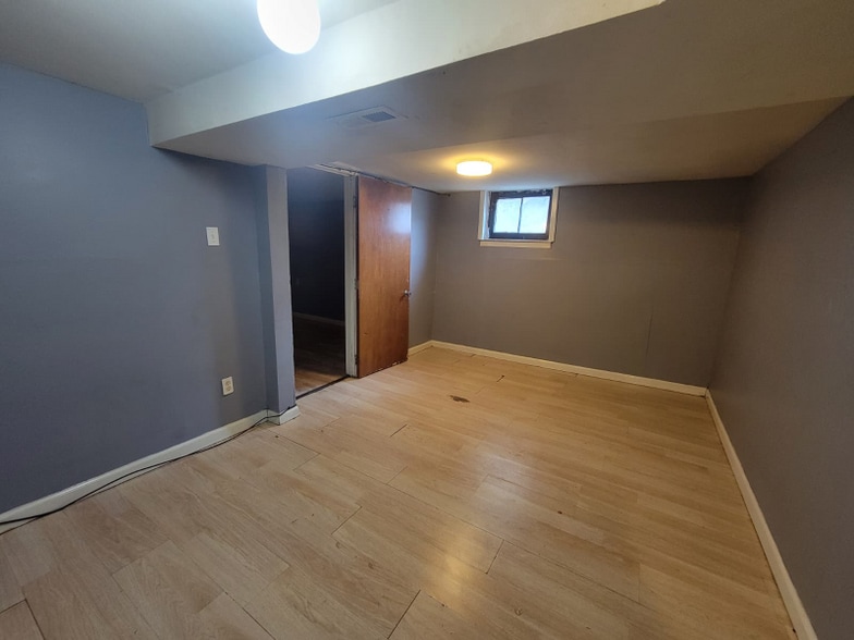 Building Photo - 55 Cotter Ave