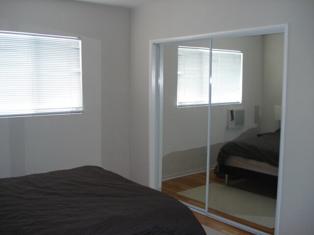 Building Photo - 1064 S Wooster St