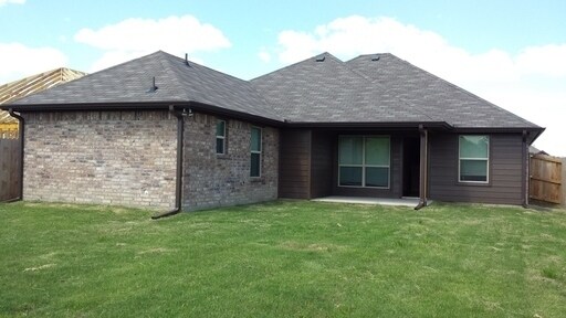 Building Photo - 8801 Kiowa Dr