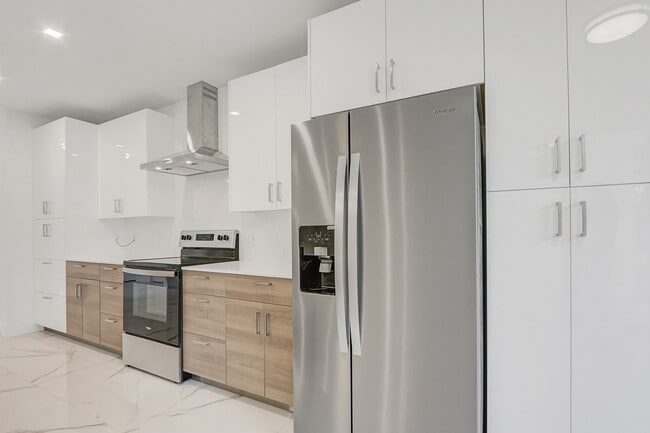 Building Photo - 406 Bella Sol Way