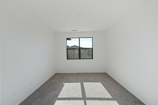 Building Photo - 822 Francesca Dr