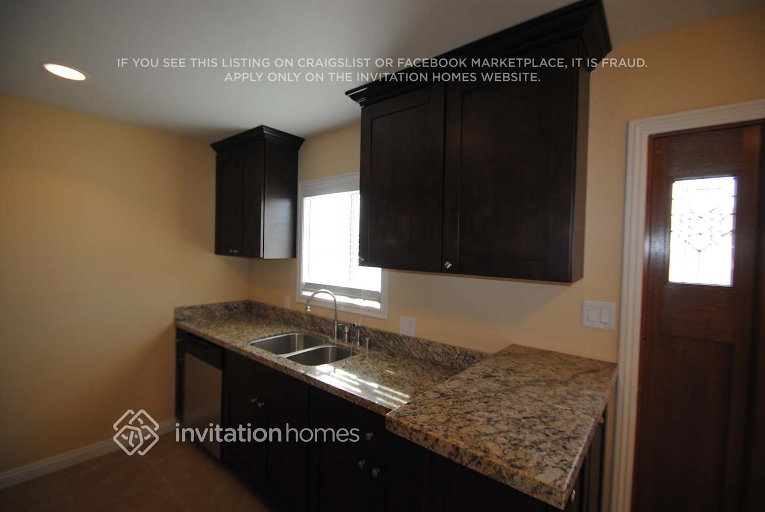 Building Photo - 1018 W G St