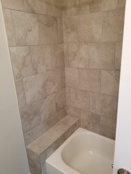 Master shower - 7417 Caddo Rd