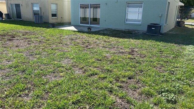 Building Photo - 2425 Ashecroft Dr