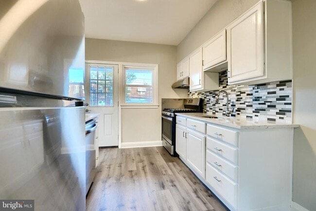 Building Photo - 51 Briarwood Rd