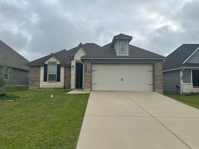 Building Photo - 2136 Markley Dr