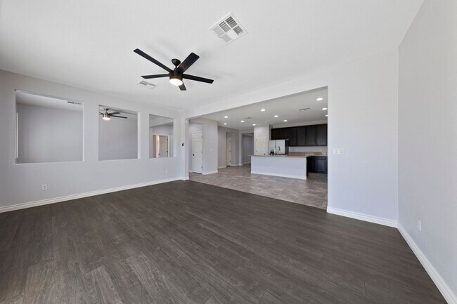 Building Photo - Stunning 1-Story Home in the Heart of Moun...