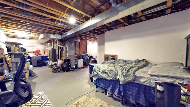 Building Photo - 12 Summit Cir