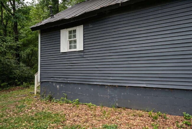 Building Photo - 1344 D F Fuller Dr