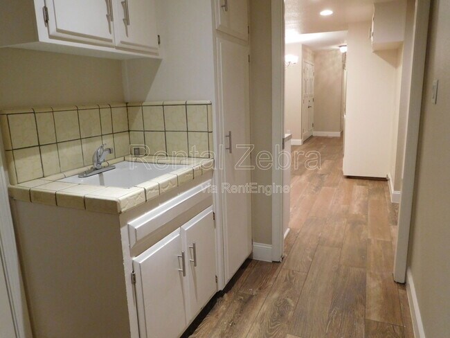 Building Photo - 2877 El Camino Real