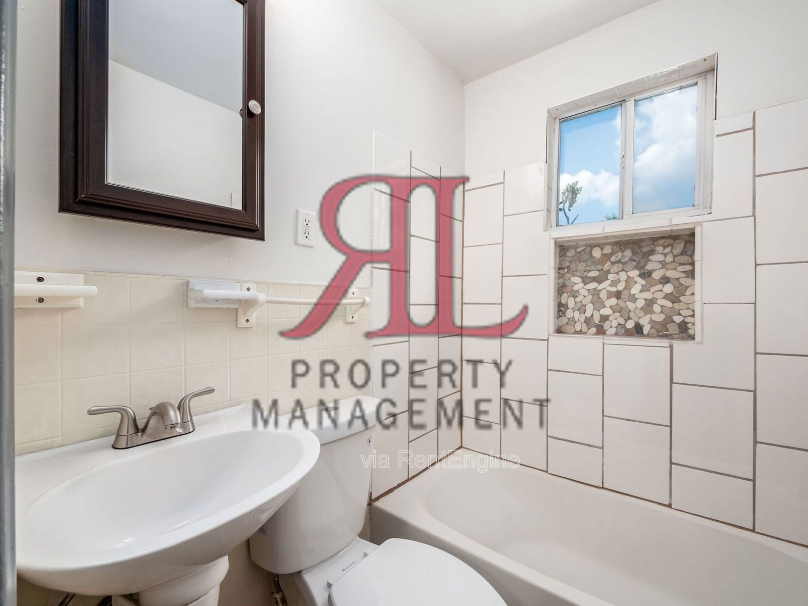 Building Photo - 439 Eldridge Ave