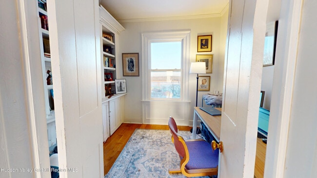 Building Photo - 34 Ely St