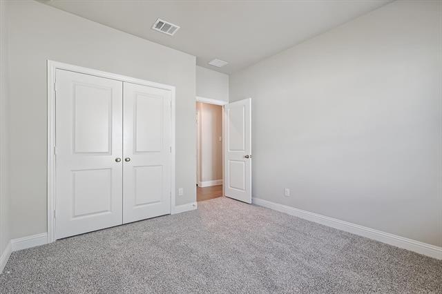 Building Photo - 405 Portina Dr