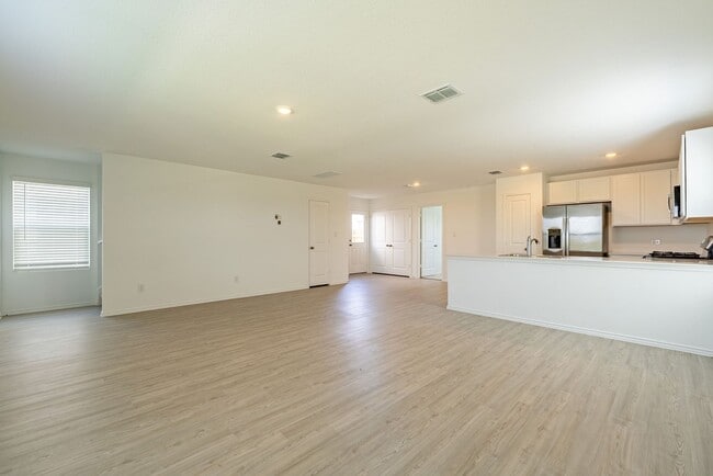 Building Photo - Brand New Modern Home with Included Applia...