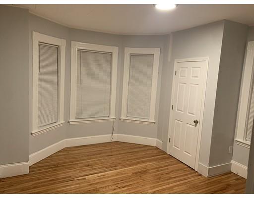 Building Photo - 12 Acorn St